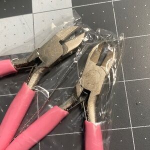 Tools: Flat Wire Cutter